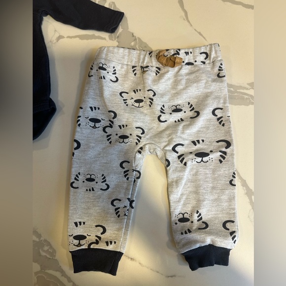 Bon Bebe Baby Boy 2 Piece Outfit Size 3-6 Months - Picture 4 of 7